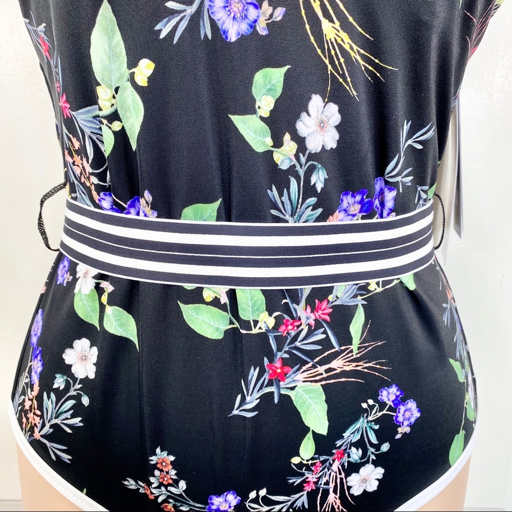 🎉HP🎉 ATHLETA Gold Coast Belted 1PC Swimsuit - Picture 6 of 16